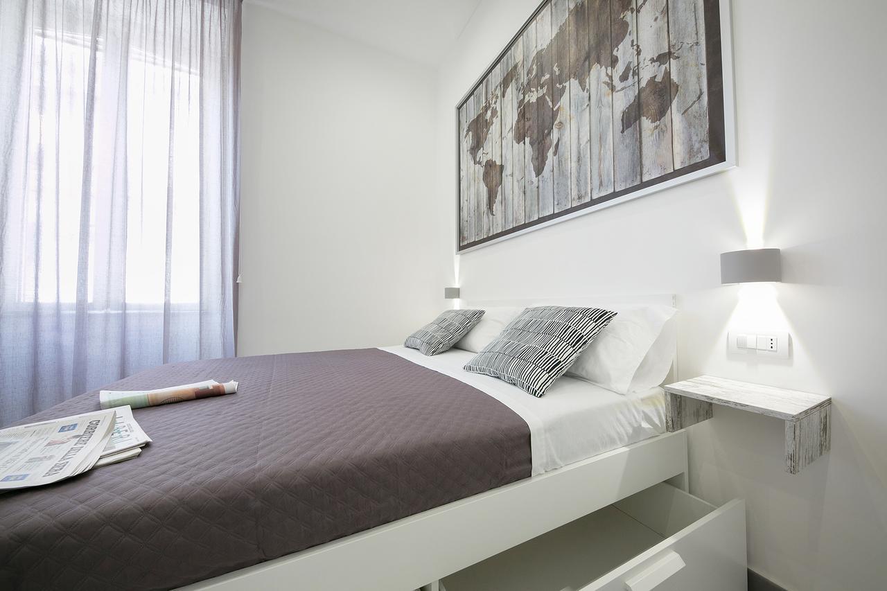 President Suites Неаполь Екстер'єр фото