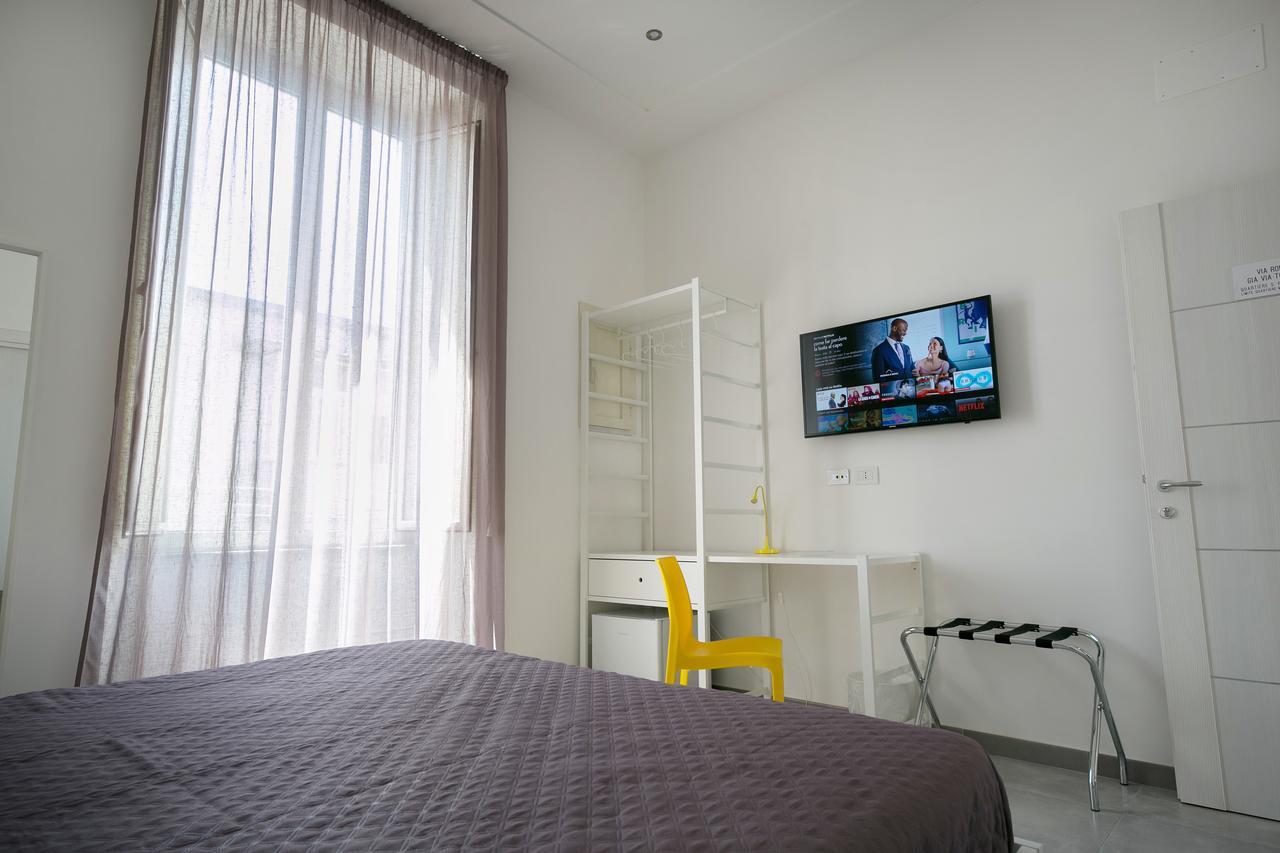 President Suites Неаполь Екстер'єр фото