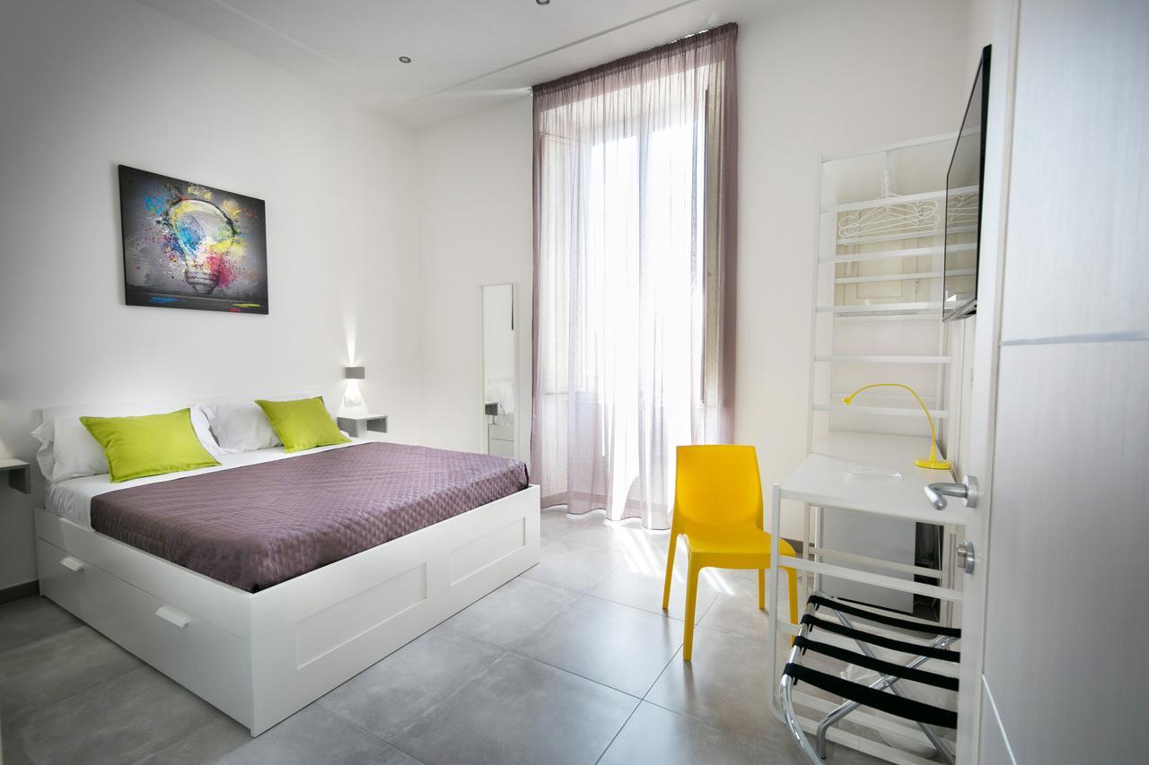 President Suites Неаполь Екстер'єр фото